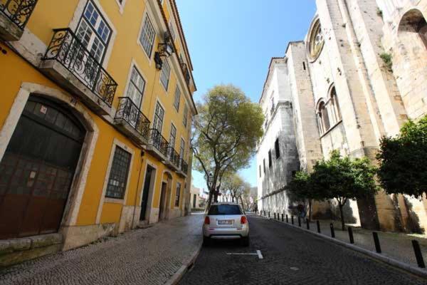 Flat With Terrace And River View - Se4 * Lissabon